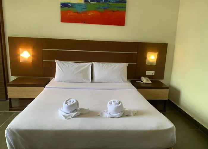 Bella Vista Express Hotel