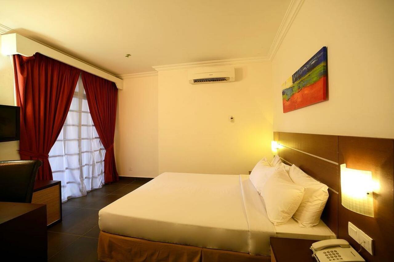 Bella Vista Express Hotel Pantai Cenang (Langkawi)