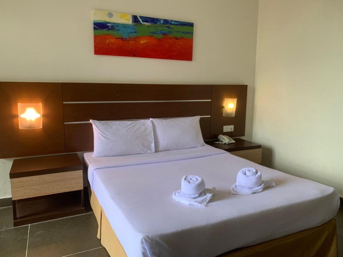 Bella Vista Express Pantai Cenang (Langkawi)